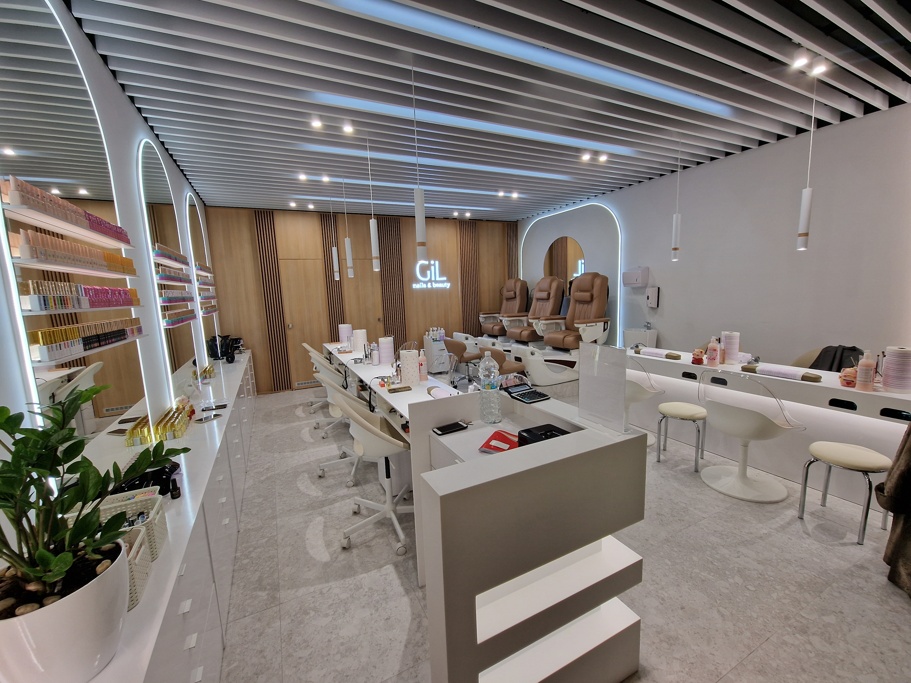 Gil Nails & Beauty