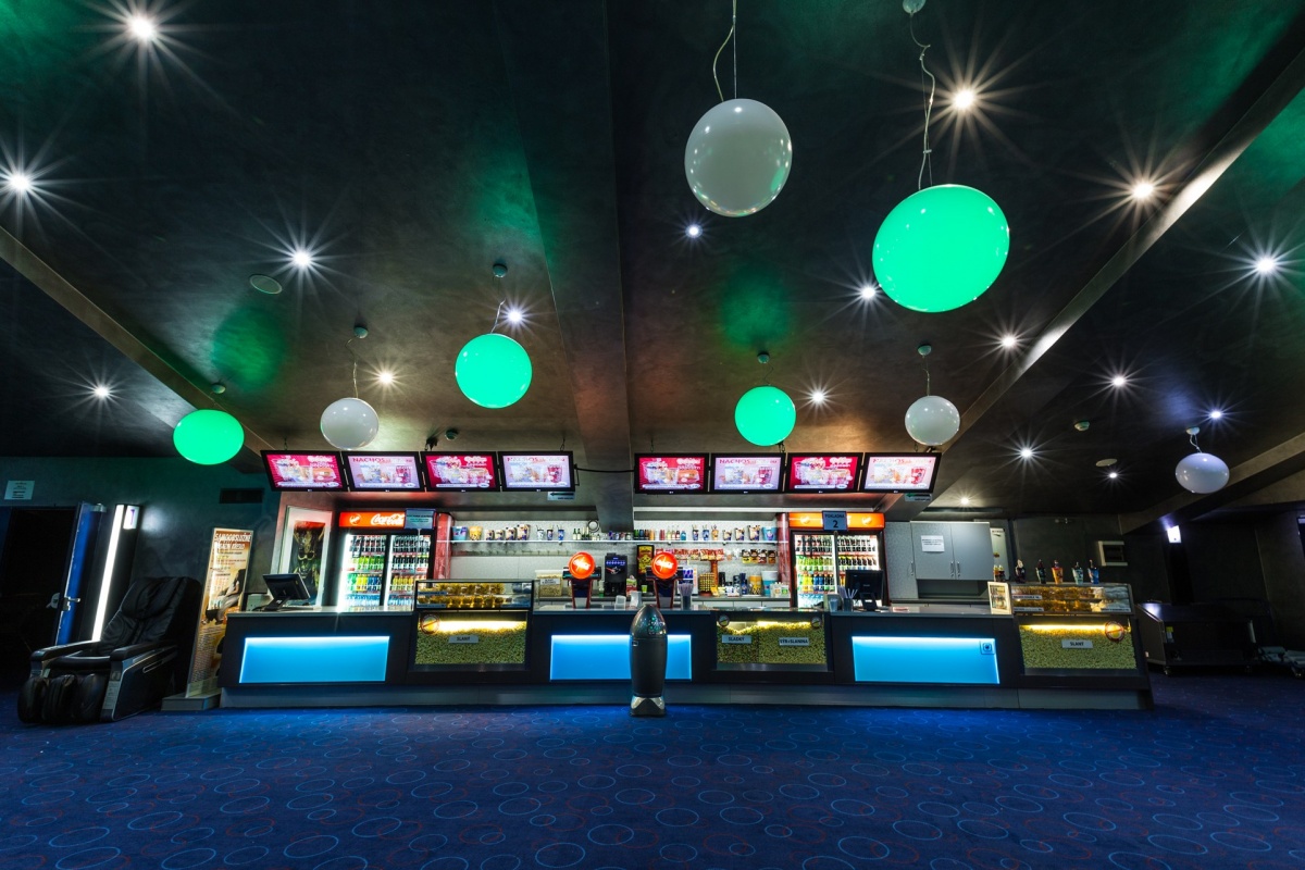 Golden Apple Cinema
