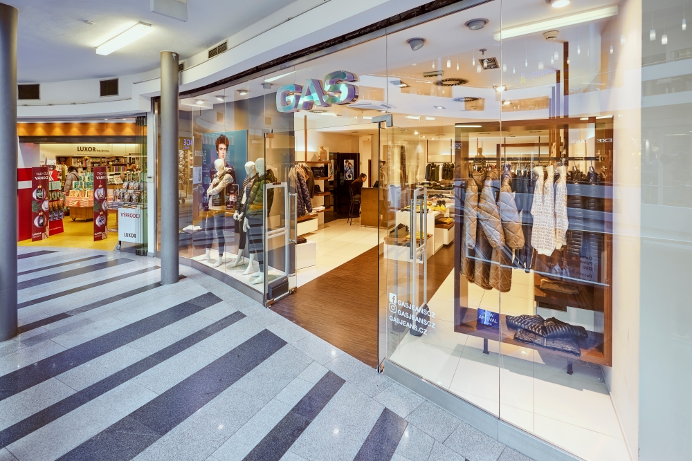 Gas / Guess