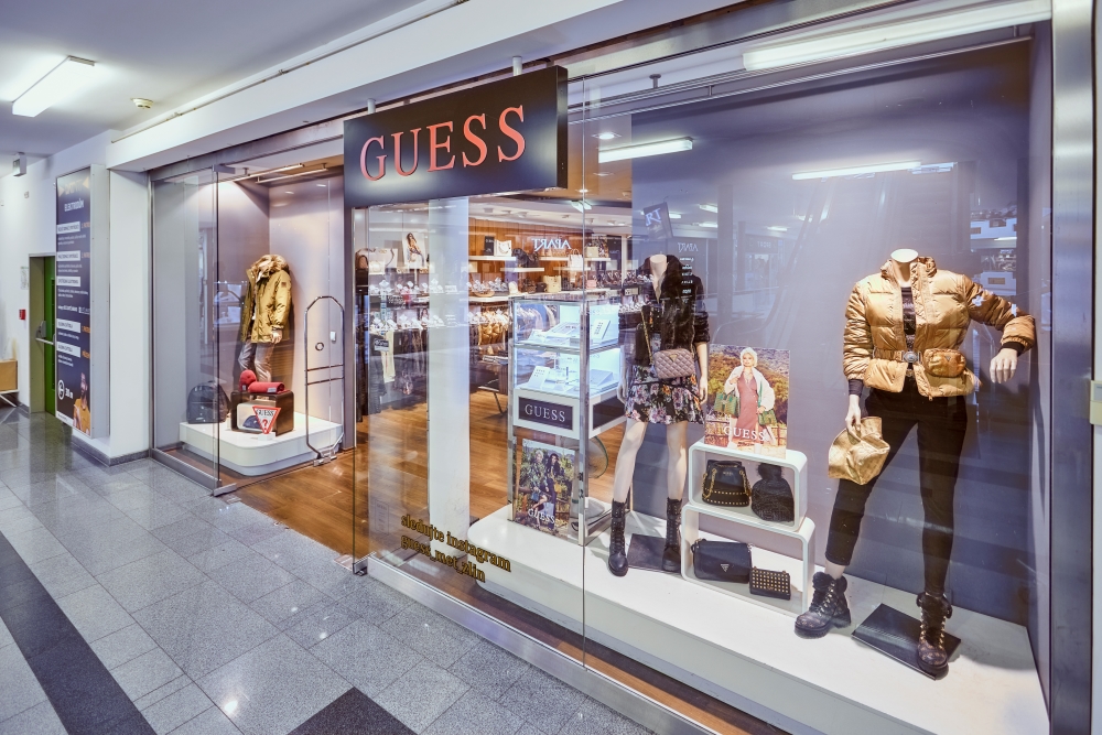 Gas / Guess